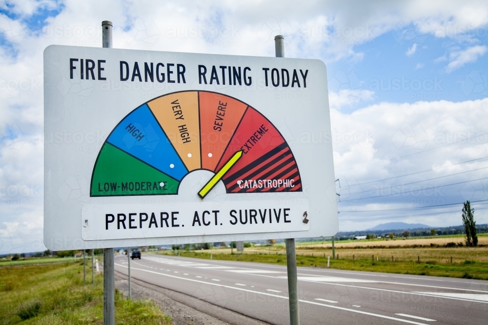 Extreme Fire Danger Rating On Sign Beside Australian Highway Austockphoto 000061433